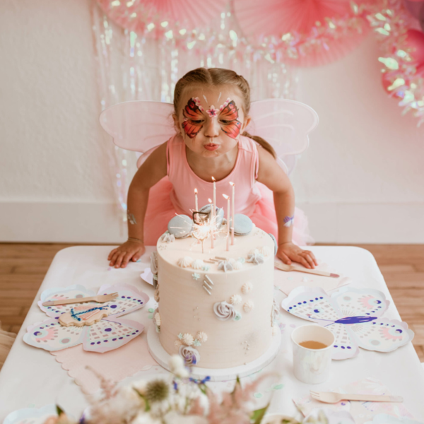 100 идей стильного оформления тортов на день рождения девочке с фото