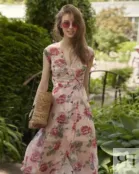 Платье с цветочным принтом на запах розовое YouStore