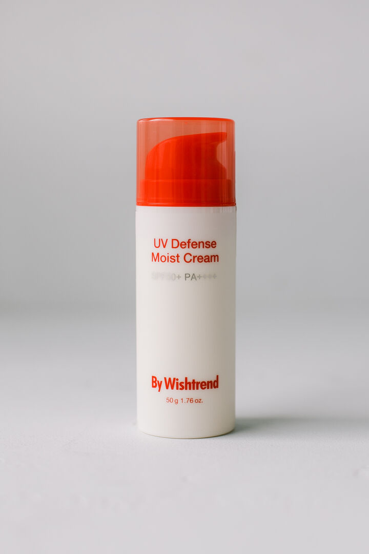 Увлажняющий крем для защиты от ультрафиолета BY WISHTREND UV Defense Moist