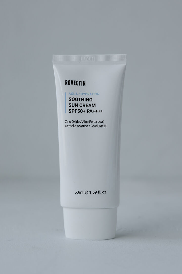Успокаивающий солнцезащитный крем ROVECTIN Aqua Soothing Sun Cream SPF50+ P