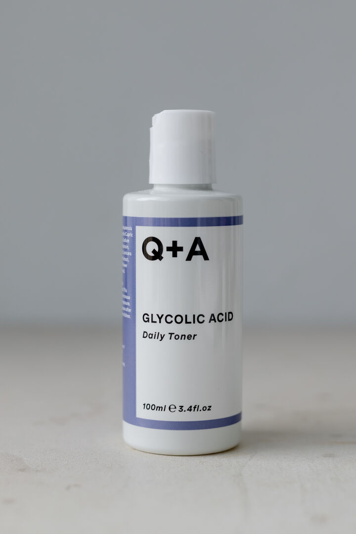 Тоник для лица с гликолевой кислотой Q+A Glycolic Acid Daily Toner 100ml Q+ фото 1