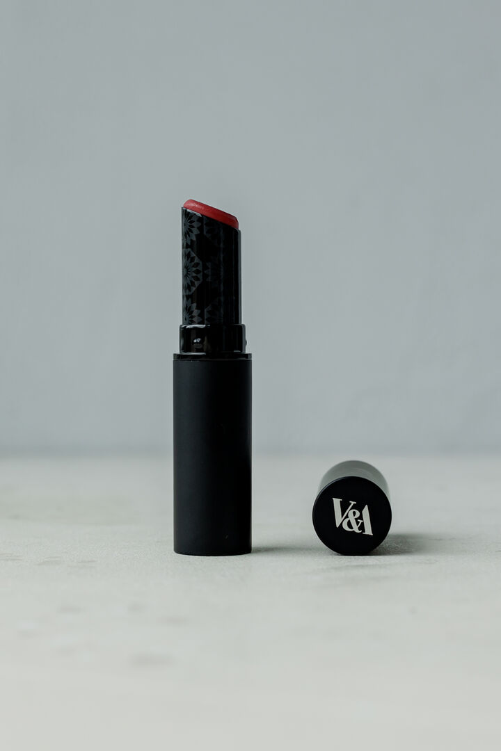 Матовая губная помада V&A Rouge Essential Lipstick Matte[Flair] 3.4 g V&А