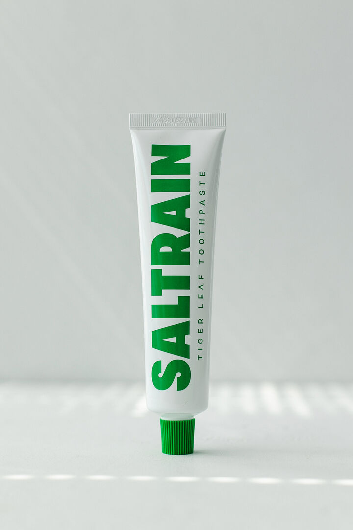 Успокаивающая зубная паста "Тигровый лист" SALTRAIN Tiger Leaf Toothpaste 1 фото 1