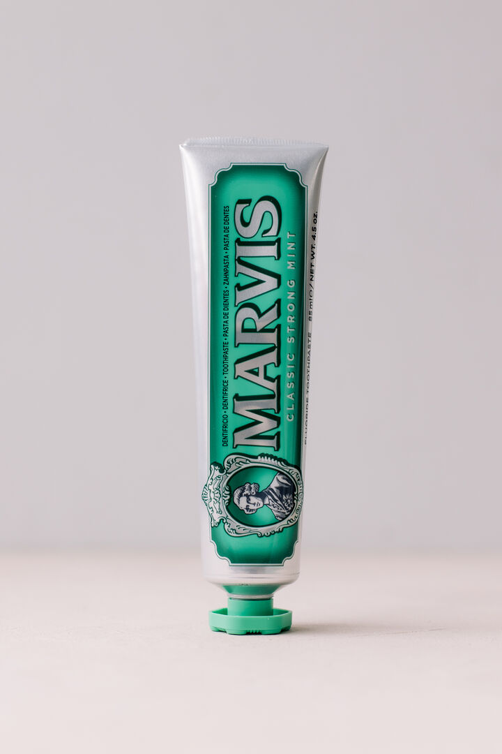 Зубная паста "Классическая Насыщенная Мята" MARVIS Classic Strong Mint 85 m