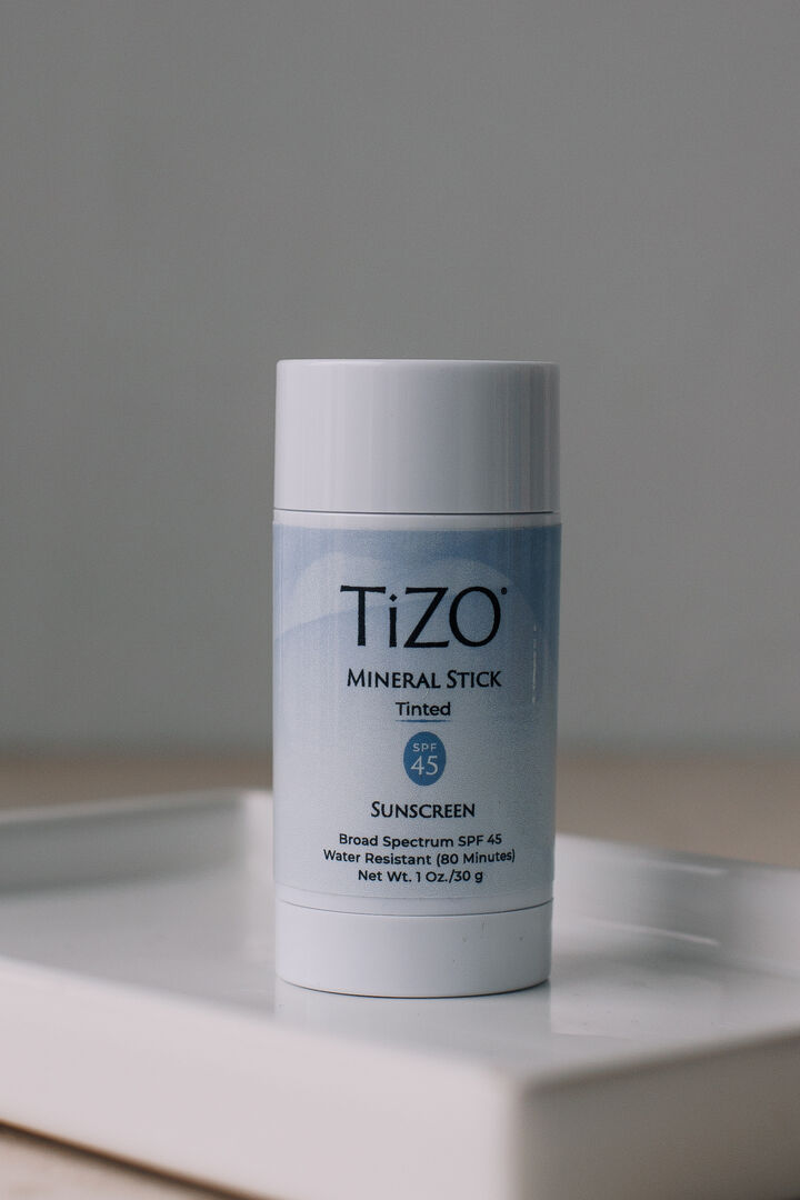 Стик солнцезащитный с оттенком TiZO Mineral Stick Sunscreen SPF-45 Tinted 3