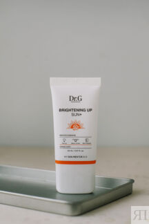 Санскрин с миксом фильтров для выравнивания тона Dr. G Brightening Up Sun S