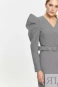 Платье с объемными плечами серое YouStore