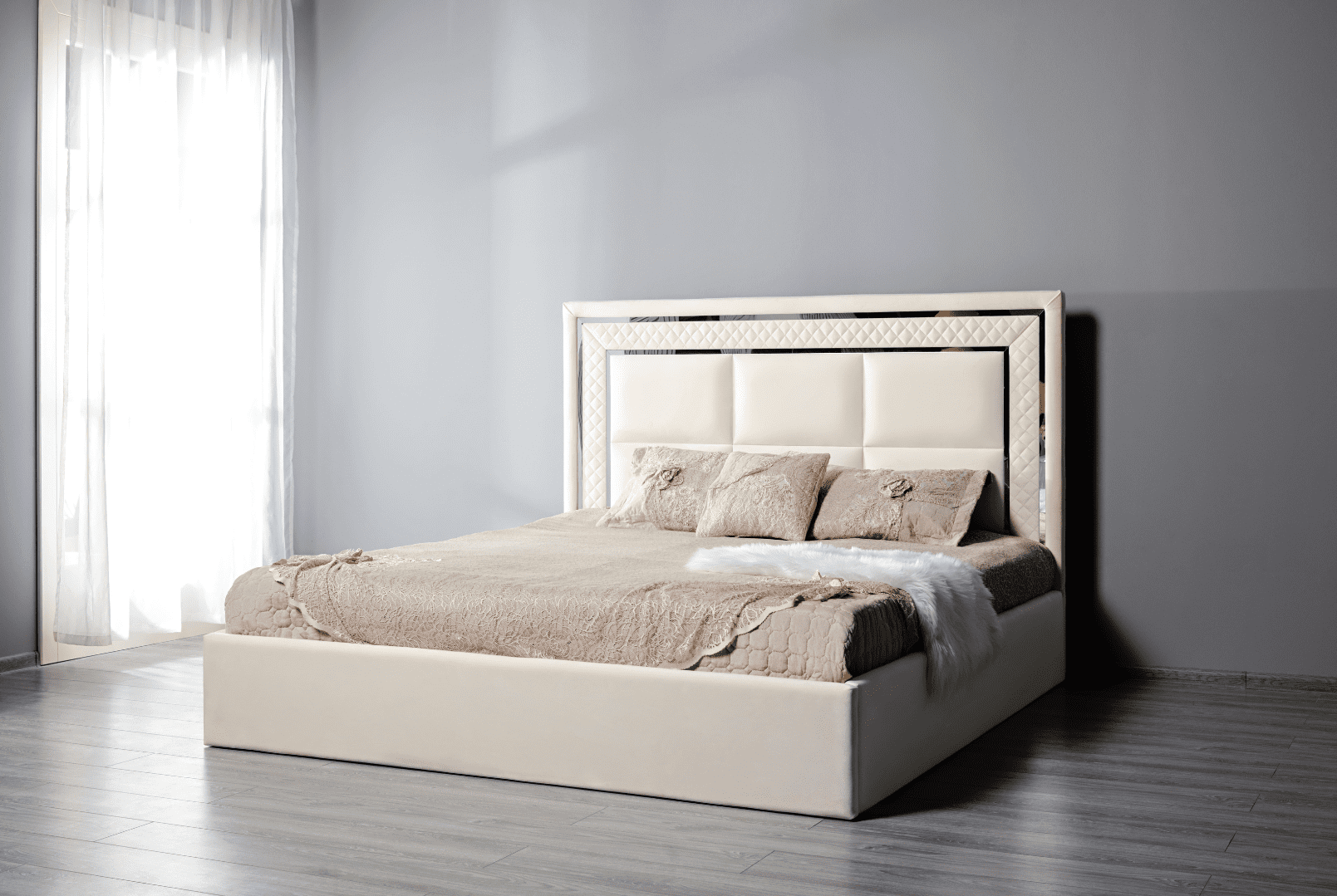 Кровать Майами 1800х2000 с подъёмным механизмом Белая декор Серебро