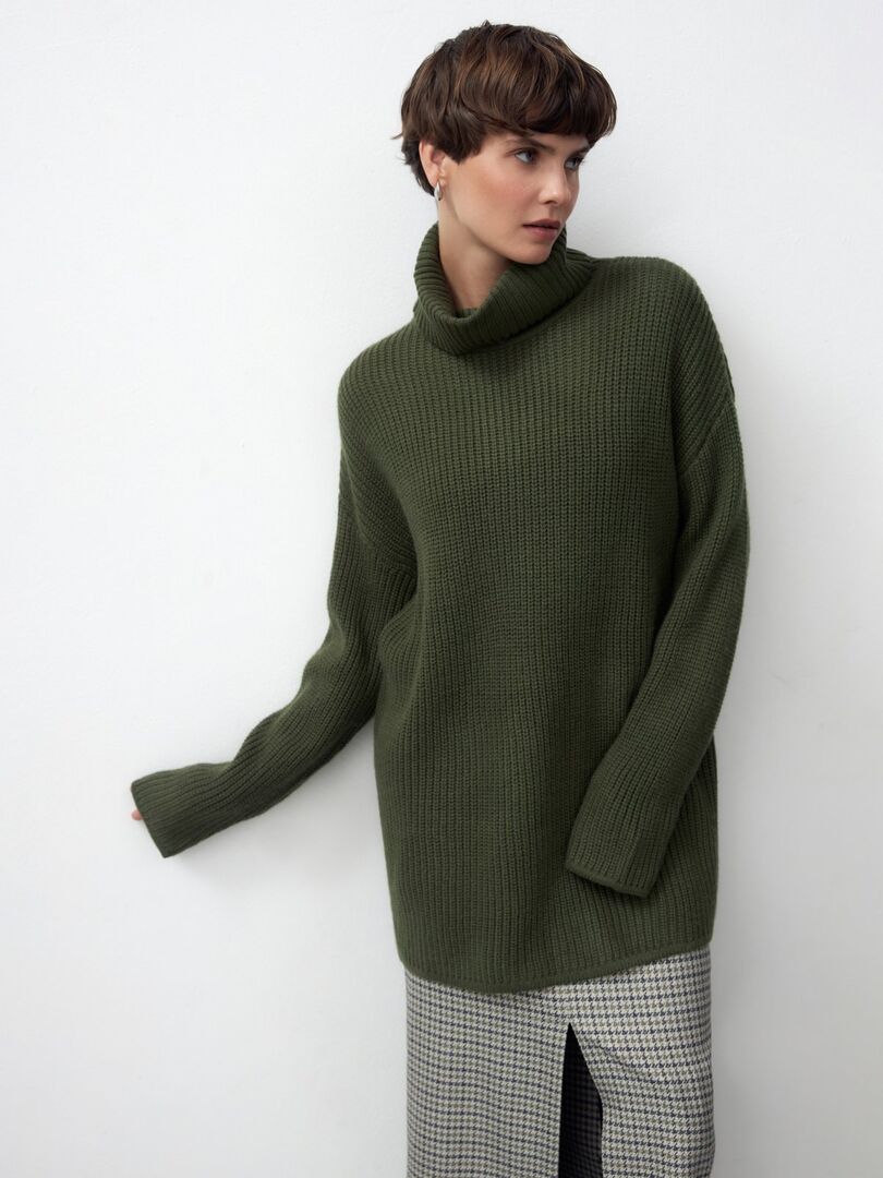 Свободный свитер из фактурного вязаного трикотажа Pompa