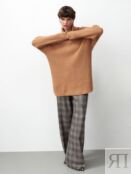 Свободный свитер из фактурного вязаного трикотажа бежевый Pompa
