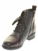 Ботинки Rieker женские зимние, размер 38, цвет черный, артикул 77816-35 Rie