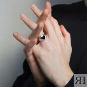 Кольцо-печатка Silver Black Heart Ring MOONSWOON фото 2