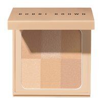 Пудра компактная Bobbi Brown Nude Finish Illuminating Powder фото 1