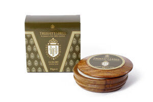 Люкс-мыло для бритья Truefitt&Hill Luxury Shaving Soap in wooden bowl