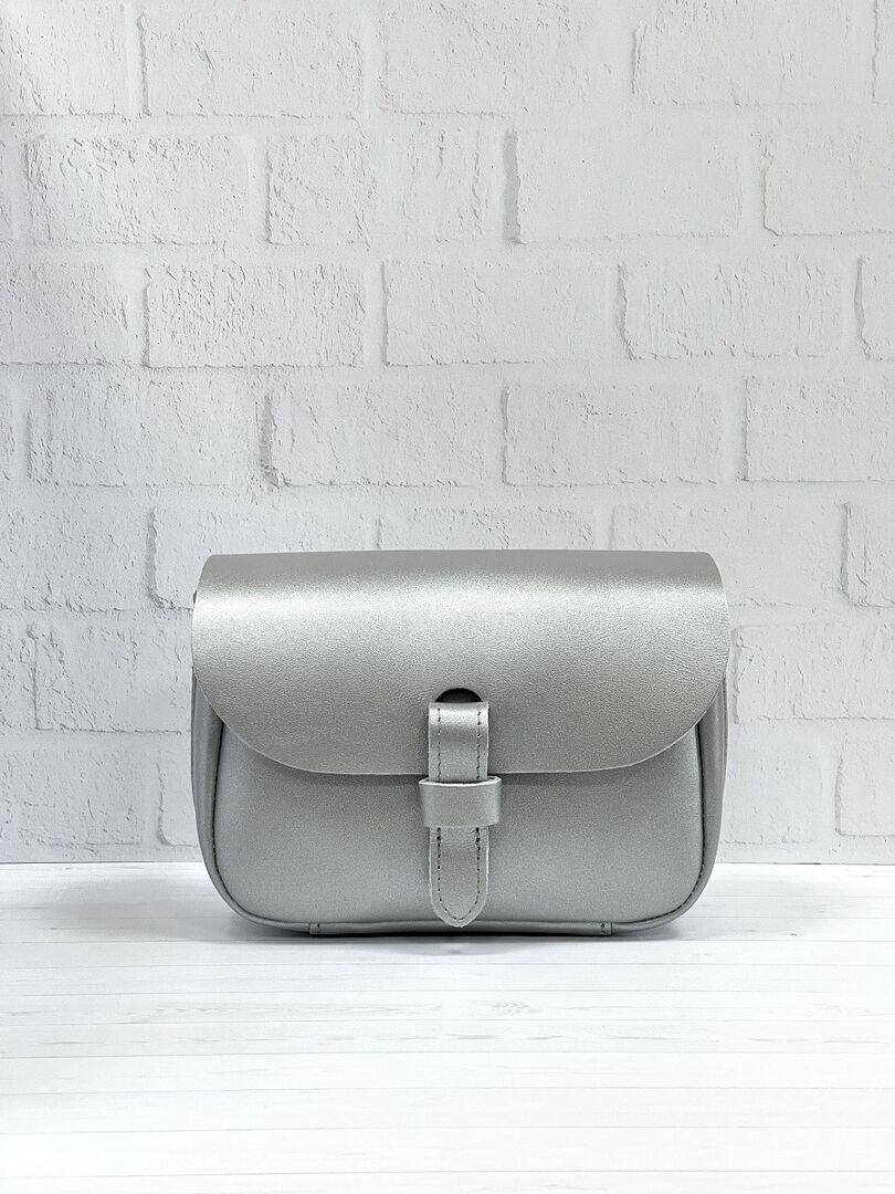 Женская поясная сумка из натуральной кожи серебристая A016 silver mini